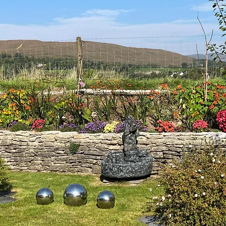 Laburnum B&B-3